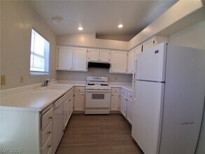 Building Photo - 8009 Cetus Cir