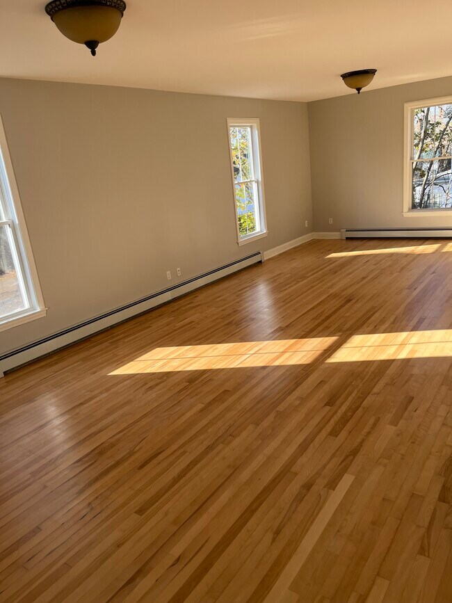 Living room - 9 Beacon St