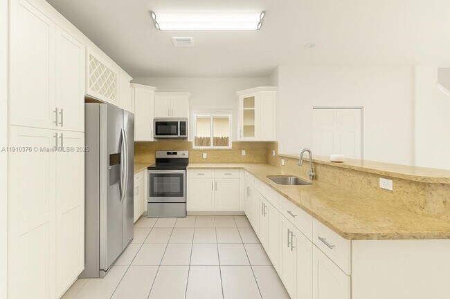 Building Photo - 1110 NE 1st Ave.