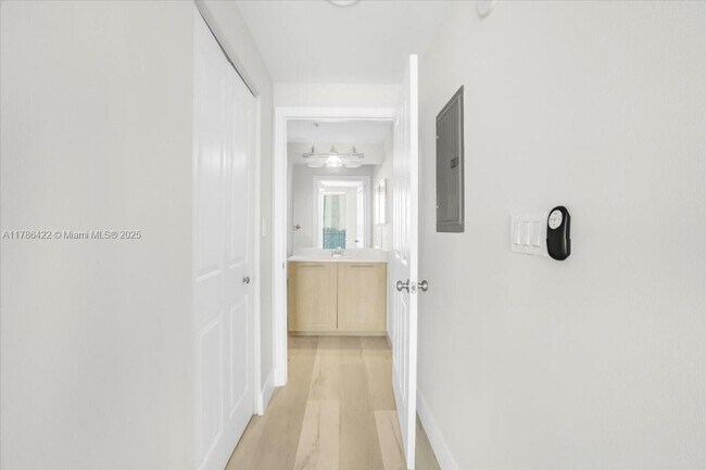 Foto del edificio - 511 SE 5th Ave