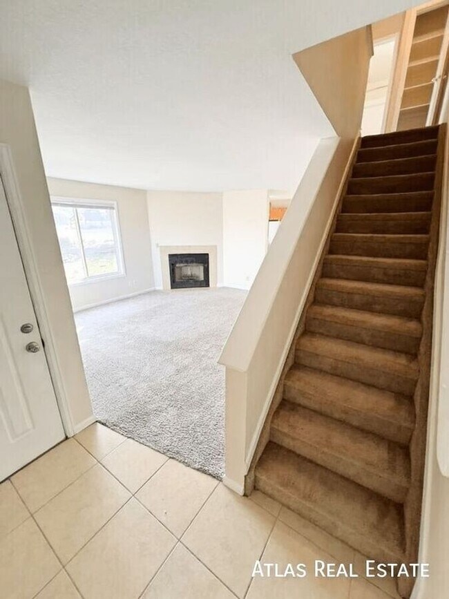 Building Photo - 6970 Peyote Way