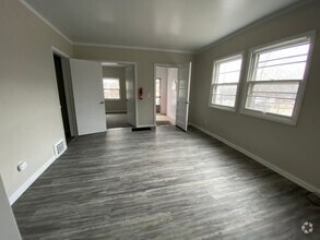 Building Photo - 1126 S Park St