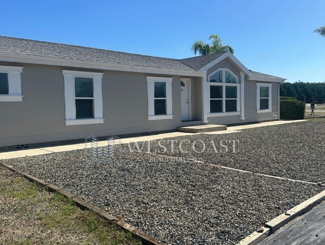 Foto del edificio - Discover Tranquil Country Living in Temecu...