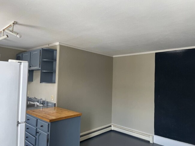 Photo - South Main Street Bethel (102) Apartment