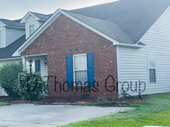 Building Photo - 122 Emily Dr
