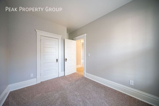 Foto del edificio - 952 Delaware Ave