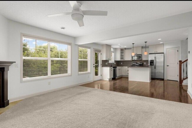 Building Photo - 3223 Red Oak Trl