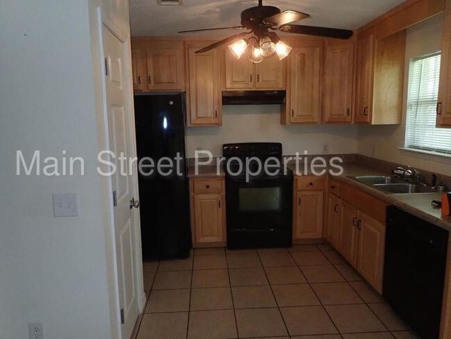 Building Photo - 9711 Bridlewood Road 3 BR/ 2 BA $1150