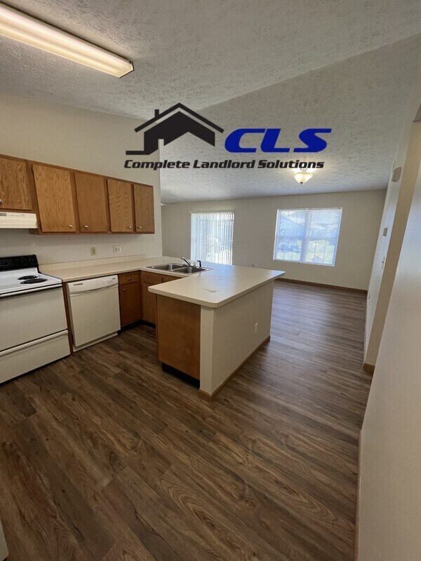 1037 S 6th St, Terre Haute, IN 47807 Condo for Rent in Terre Haute