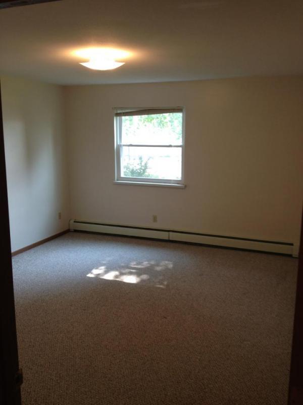 Building Photo - 115 S. Madison St Unit 11