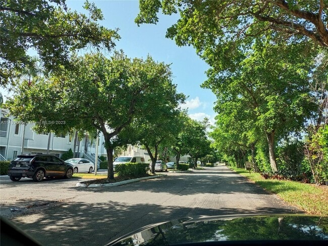 Foto del edificio - 3477 NW 44th St