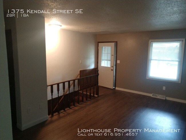 Foto del edificio - Two Bedroom Duplex in Southeast Grand Rapids