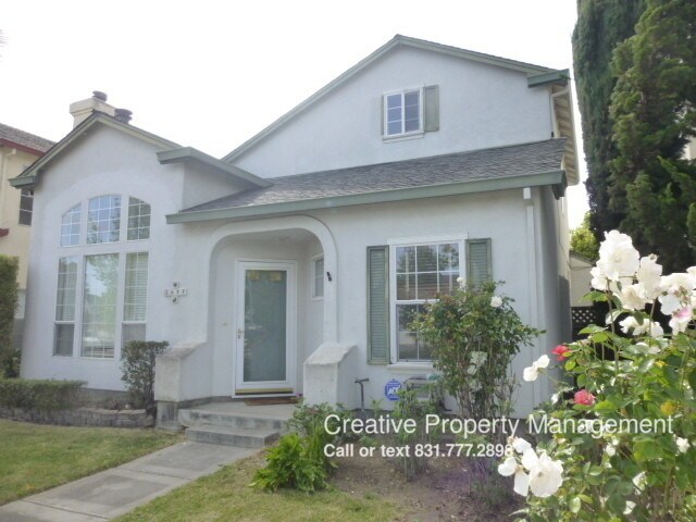Primary Photo - 1677 Beacon Hill Dr