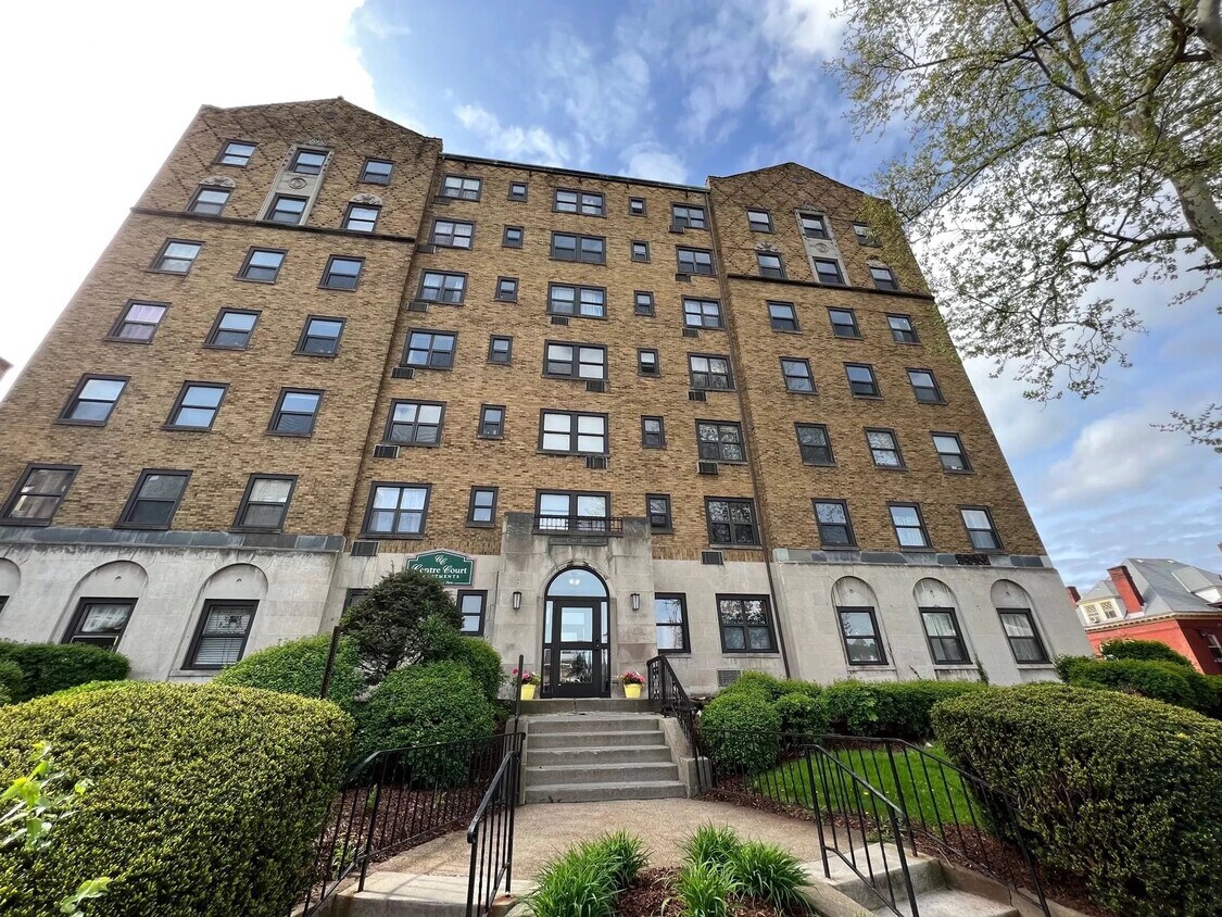 Oakland Apartments Apartments in Pittsburgh, PA