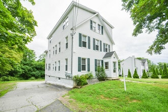 Building Photo - 82 Spindle Hill Rd