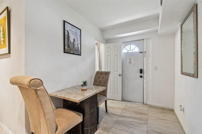 Foto del edificio - 1377 S Washington Ave