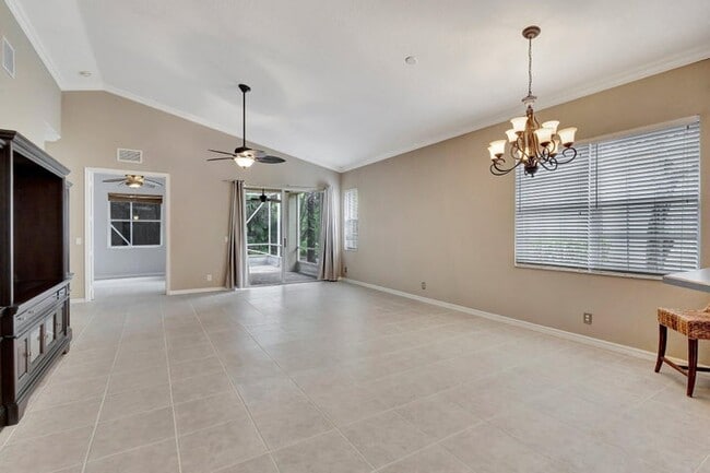 Building Photo - 2452 Sandy Cay