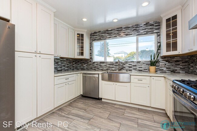 Building Photo - 5 br, 4 bath House - 1410 Sloat Blvd.