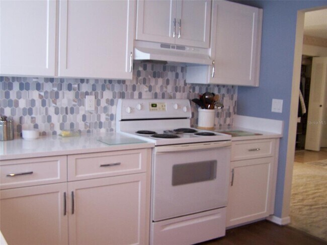 Building Photo - 1715 Atrium Dr
