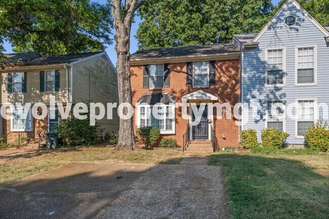 Foto del edificio - 2481 Chiswood St