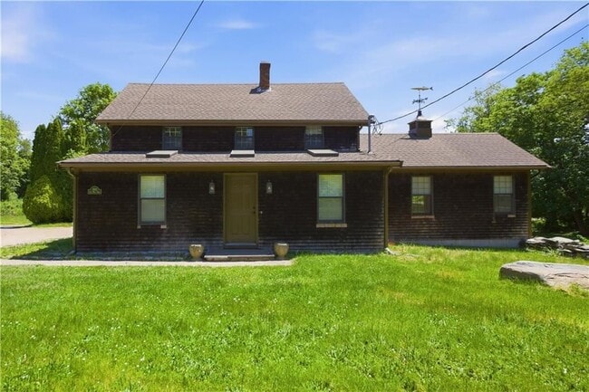 Building Photo - 1861 E Main Rd