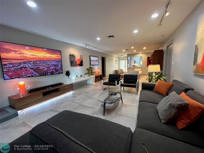 Foto del edificio - 4021 N Cypress Dr