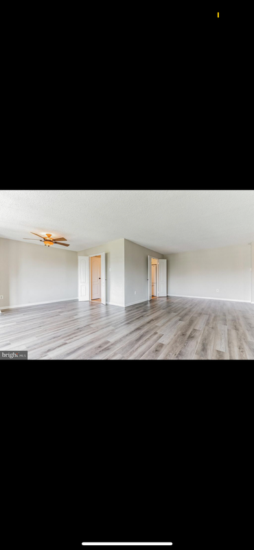 Foto del edificio - 250 S Reynolds St