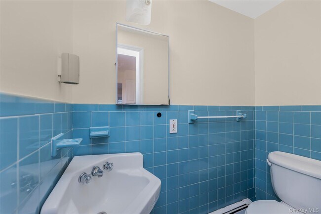 Foto del edificio - 26 Fairview Ave