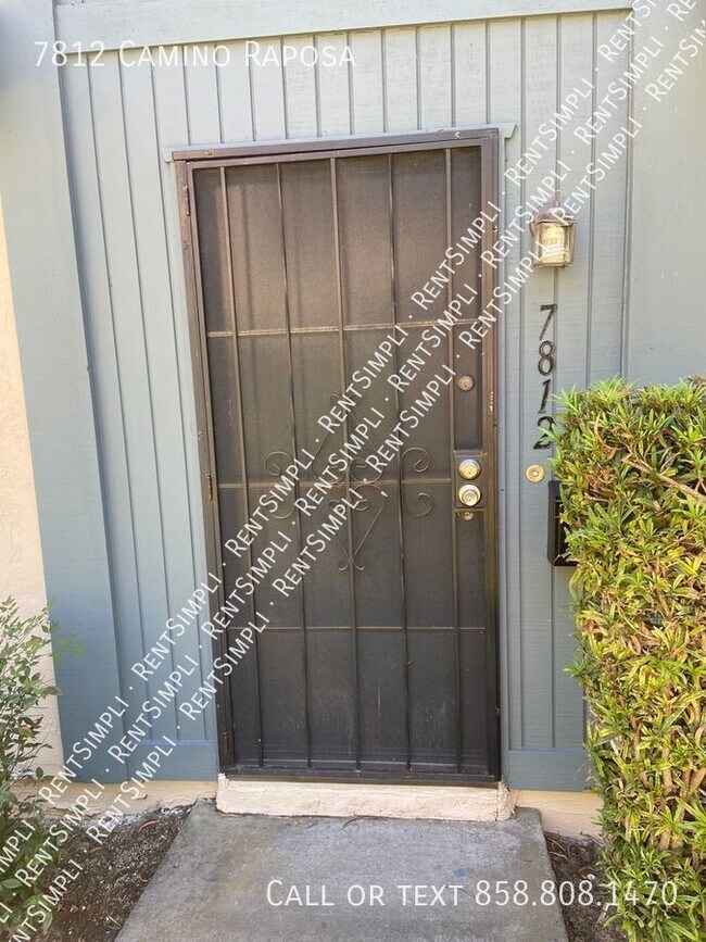 Building Photo - University City Condo 3 BD 2 BA