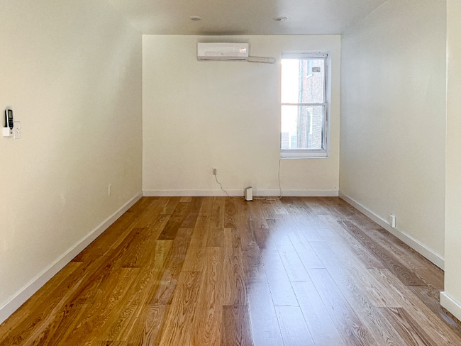 Foto del edificio - 2129 Pine St