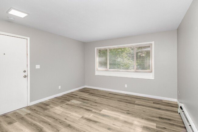 Foto del edificio - 6061 2nd St NE