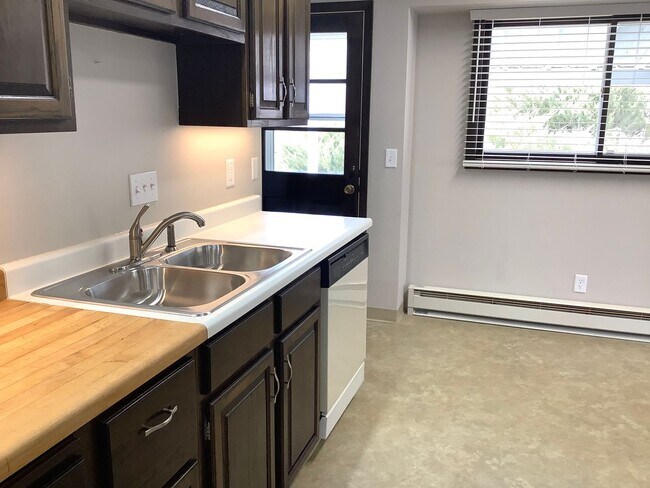 Foto del edificio - Single Family Home