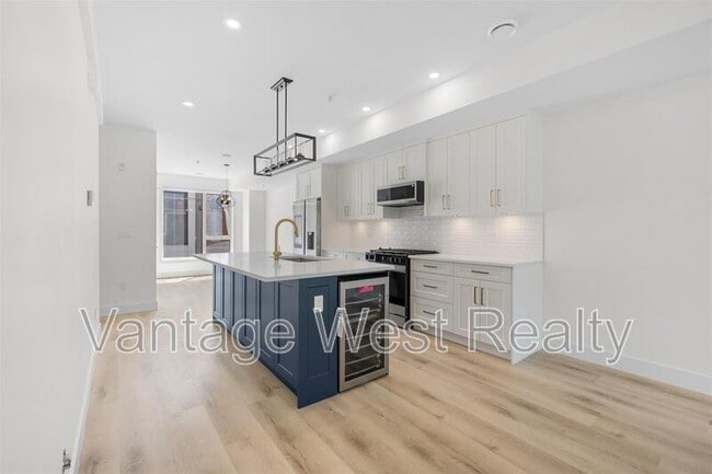 Building Photo - 1975-1975 Shannon Lake Rd