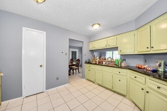 Building Photo - 2638 S Camden Pkwy