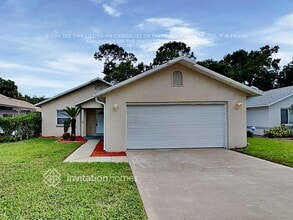 Building Photo - 820 Little Town Rd