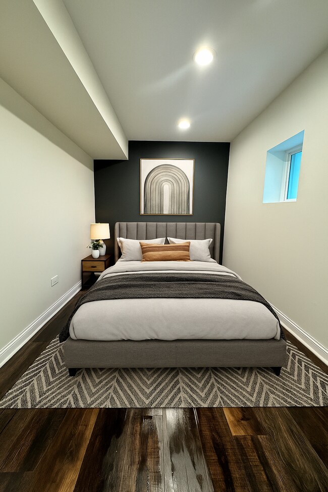 Foto del edificio - 4039 N Oakley Ave