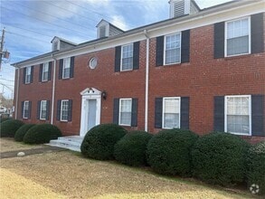Building Photo - 2367 Cascade Rd