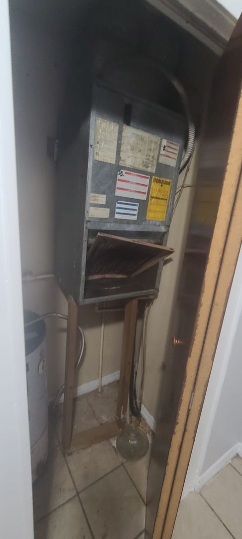 Building Photo - 1892/1894 W 3rd St.