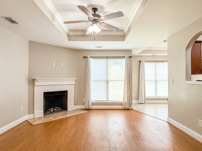 Foto del edificio - 1122 Emerald Ridge Dr