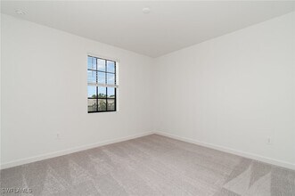 Building Photo - 10777 Timber Creek Dr