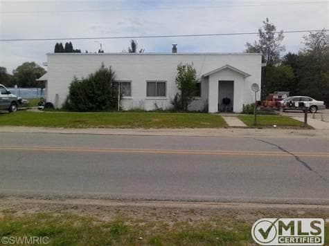 Primary Photo - 406 Bjornson St