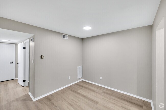 Oakhaven - 2 habitaciones, 1 baño - 900 pies cuadrados - Comedor - Green Tree Apartments