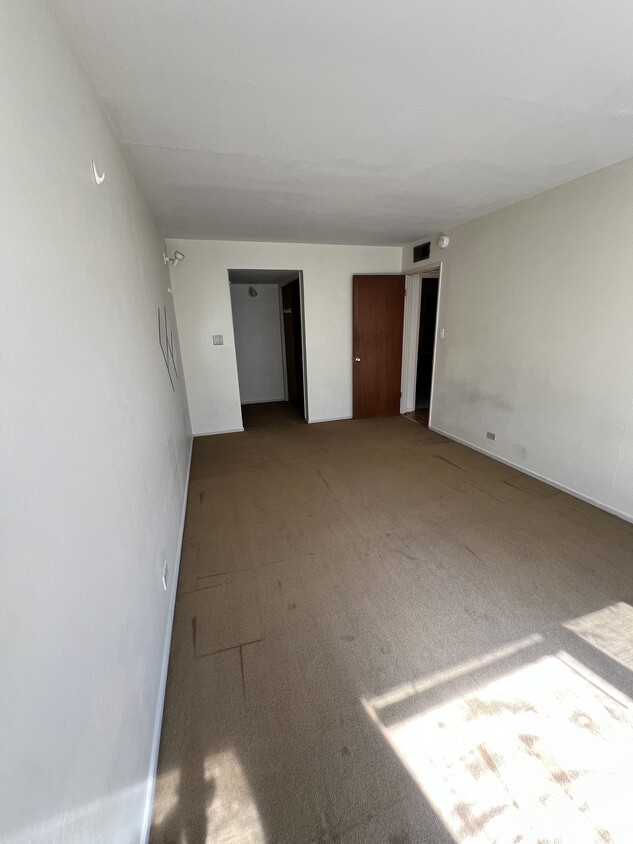 Foto del edificio - North Berkeley, Spacious 2 BR 1 BA