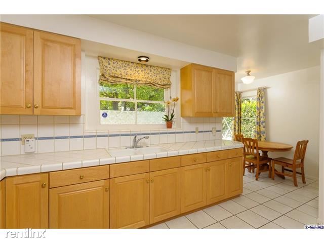 Foto del edificio - 4834 Hampton Rd