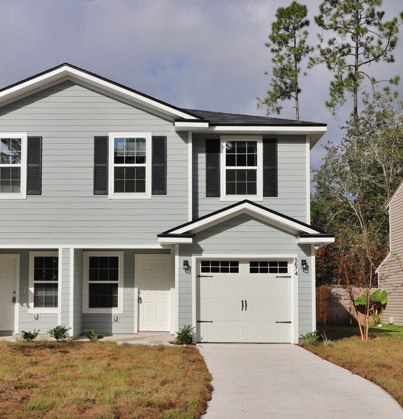 Foto principal - 5674 Marathon Pkwy