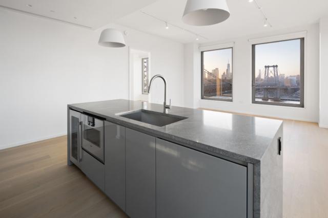 Foto del edificio - 2 bedroom in BROOKLYN NY 11249