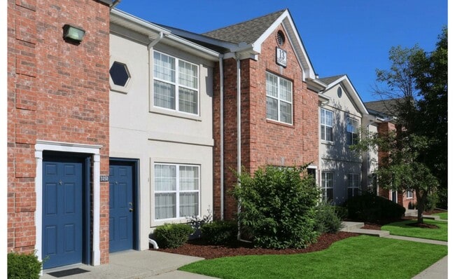 Building Photo - TYLERS CREEK TOWNHOMES