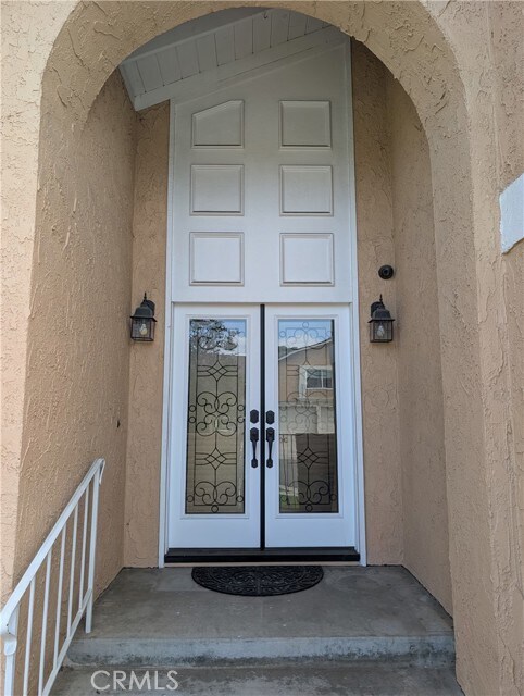 Building Photo - 381 S Carole Ln