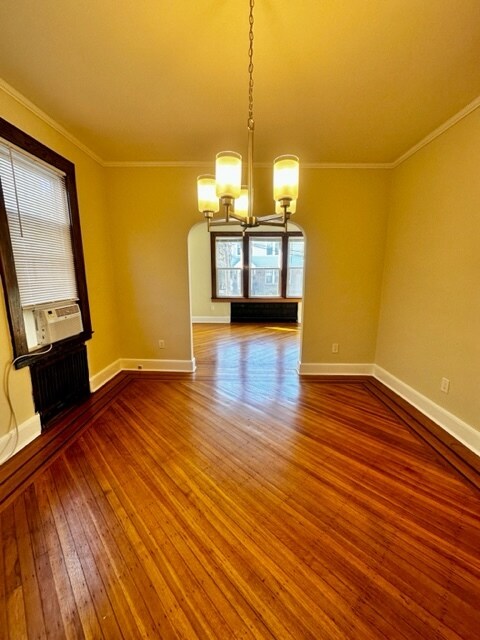 Foto del edificio - 228 Laurel Ave