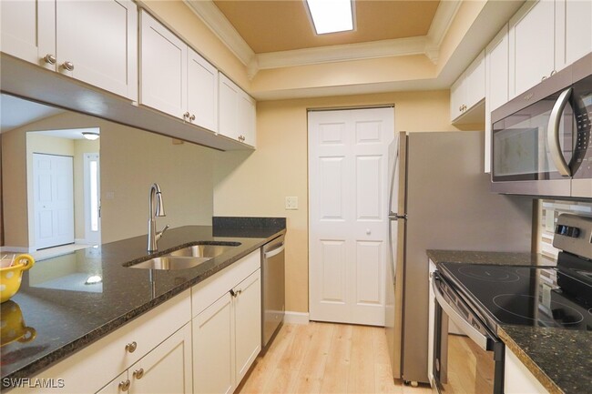 Foto del edificio - 6250 Timberwood Cir